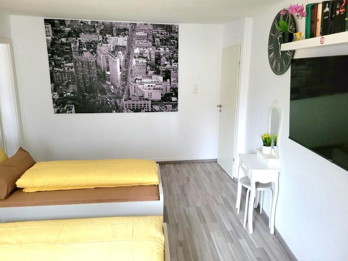 Ruhige, Zentrale Wohnung Am Schlosspark Wiesbaden Dış mekan fotoğraf